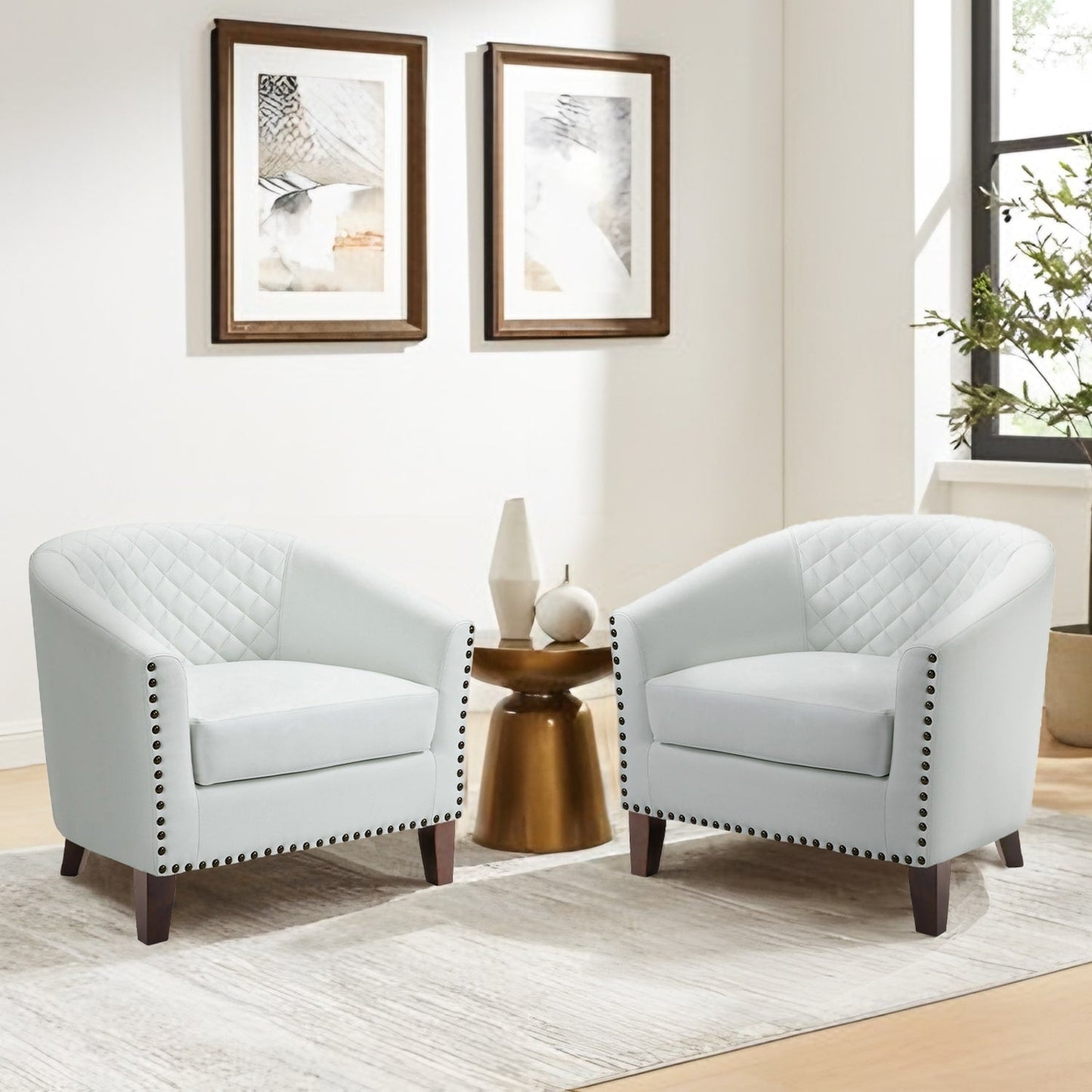 2 chaises d'appoint en cuir végétalien en forme de tonneau, 73,5 cm de large, avec garniture à clous.