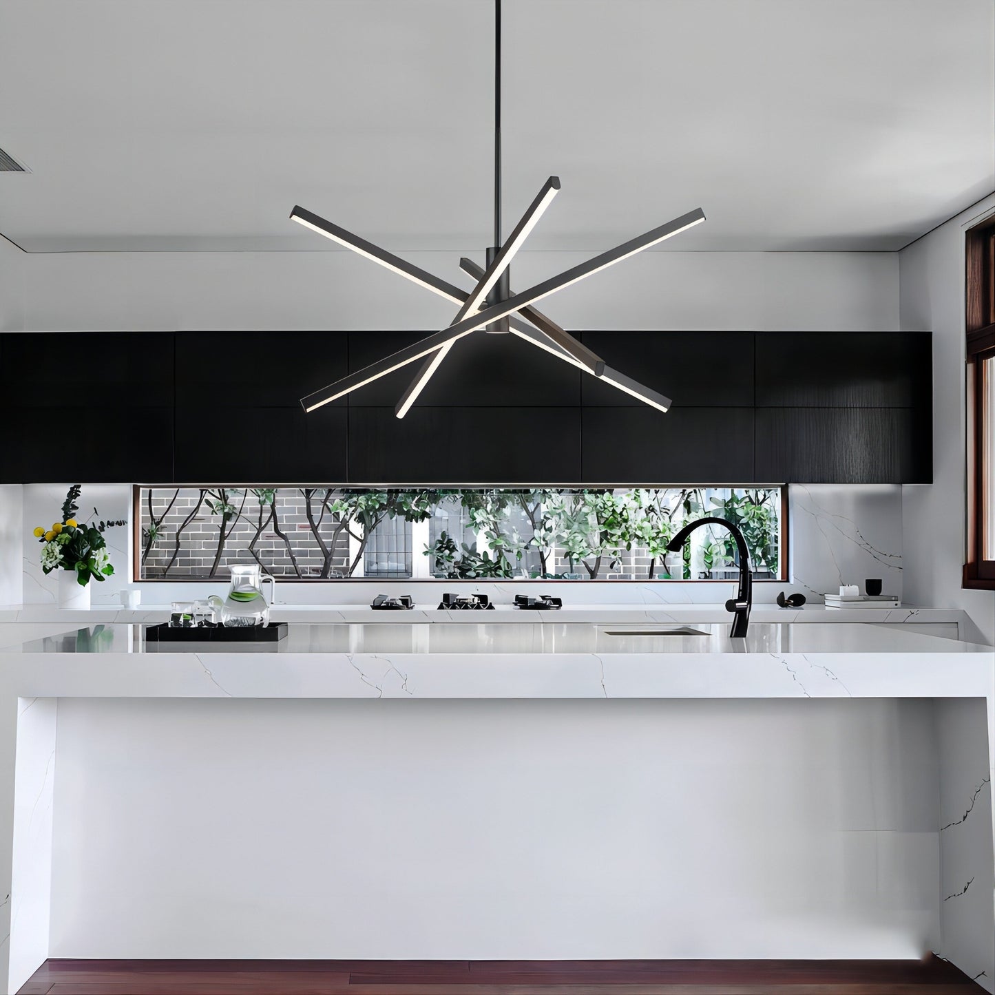 Luminaire suspendu linéaire en forme de sputnik, en aluminium noir/doré, à LED, style moderne, pour salon/salle à manger/cuisine.