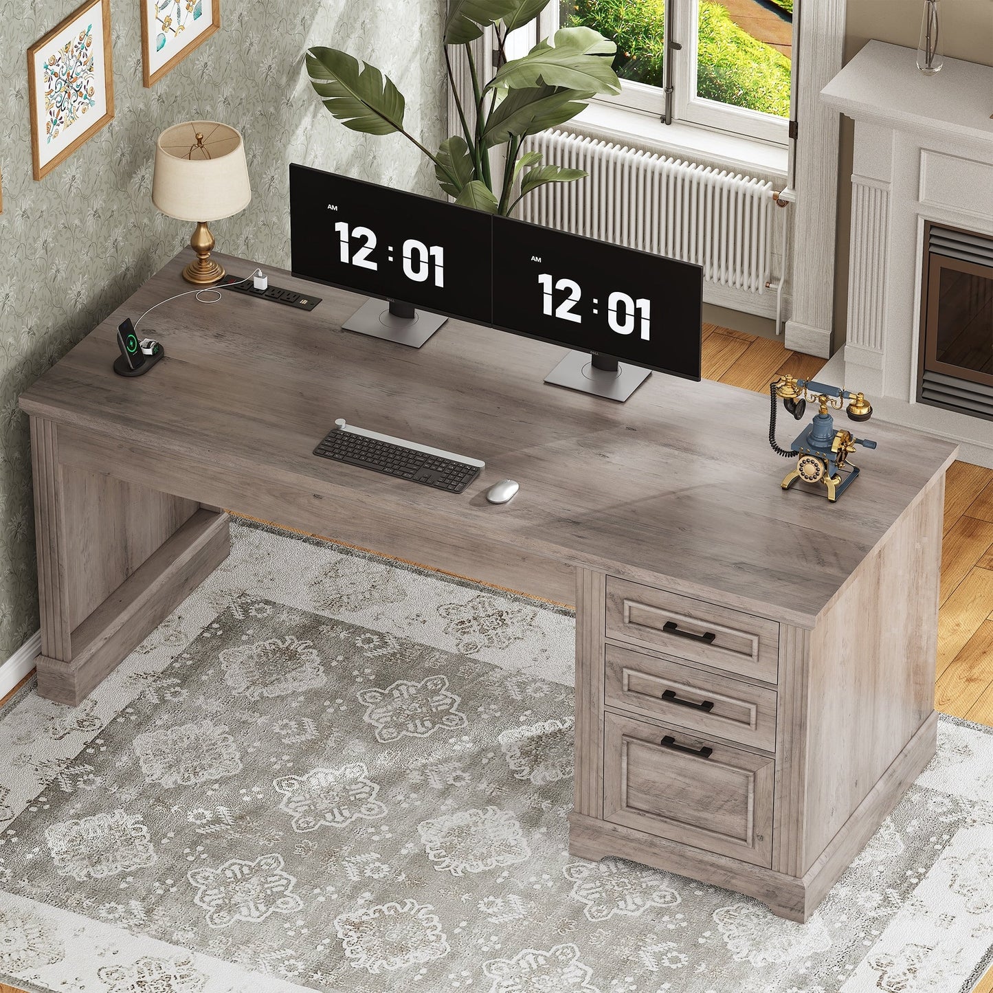 Bureau de direction style farmhouse, bureau de travail à domicile, avec tiroir à dossiers, support pour écran et prise de courant.