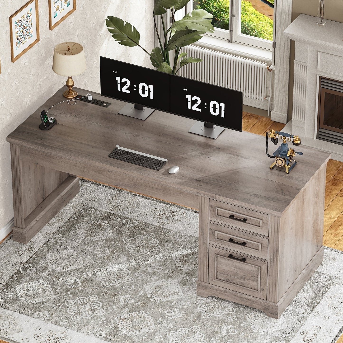 Bureau de direction style farmhouse, bureau de travail à domicile, avec tiroir à dossiers, support pour écran et prise de courant.