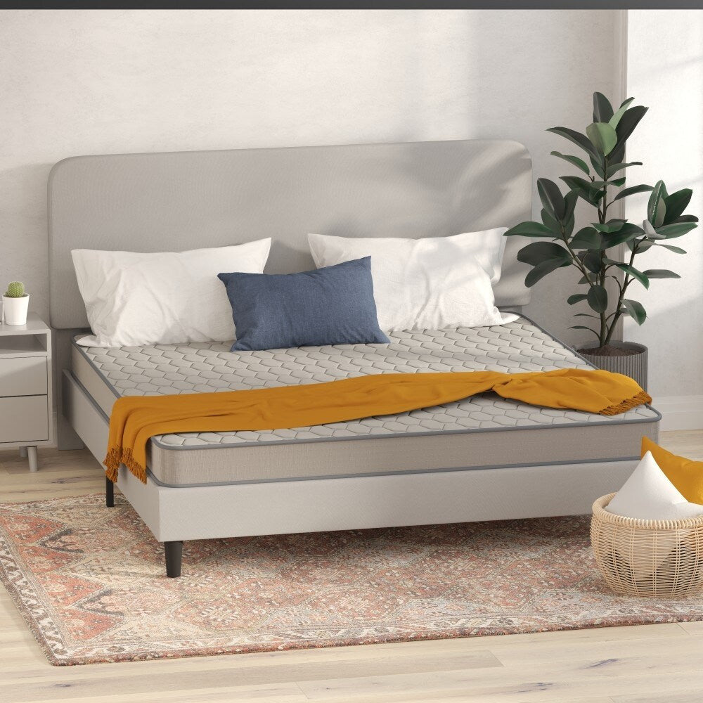 Matelas hybride à ressorts à revêtement semi-rigide de densité moyenne