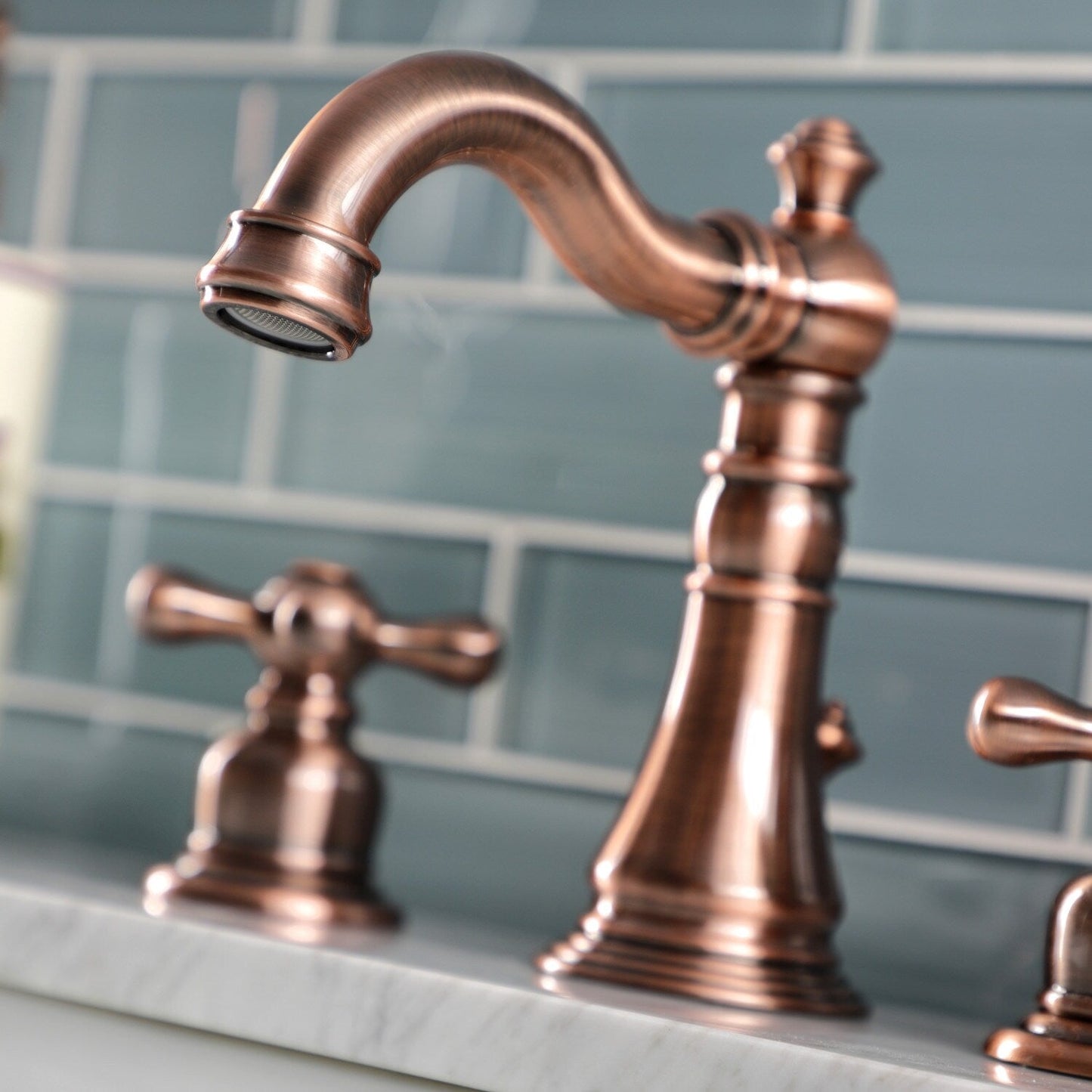 Robinet de salle de bain à large espacement de 8 pouces, modèle American Classic