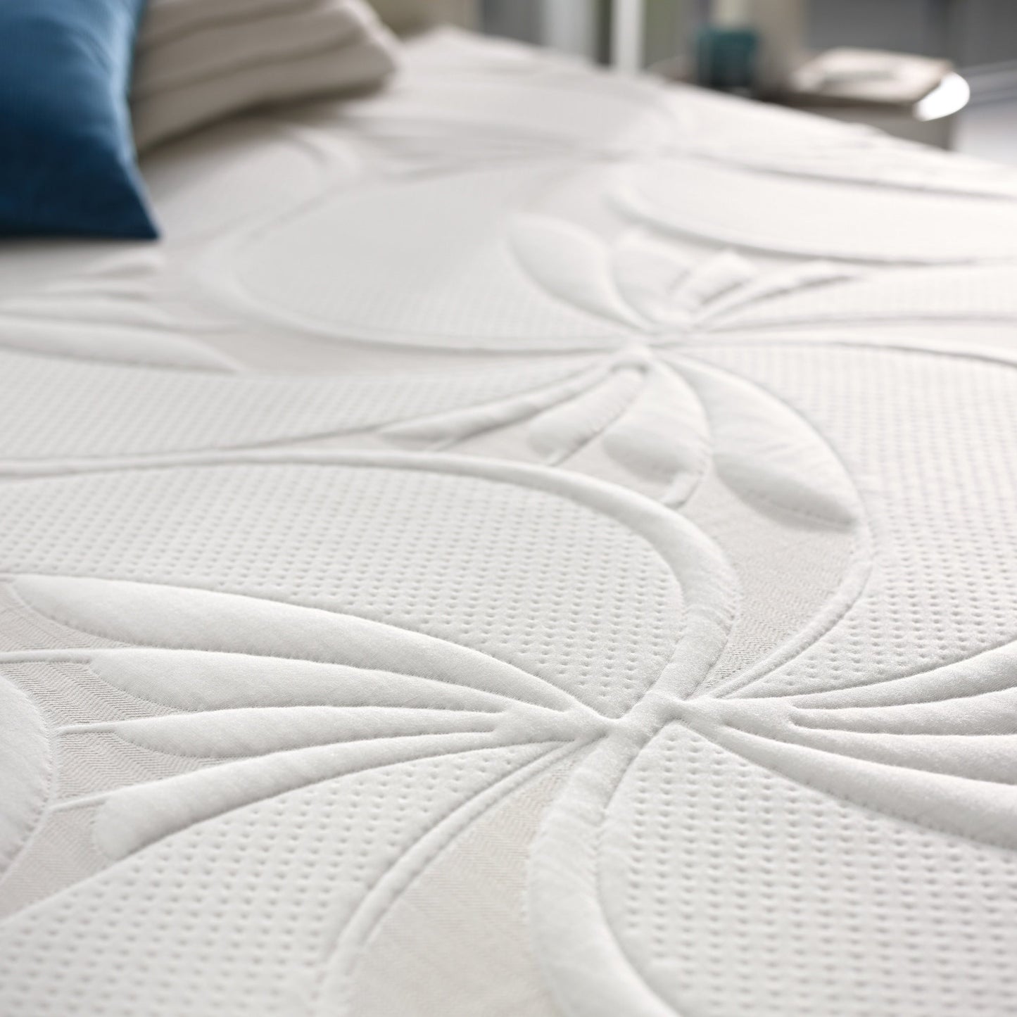 Matelas en mousse à mémoire de forme avec gel de 30 cm (12 pouces) ComforPedic de Beautyrest - Choisissez votre confort