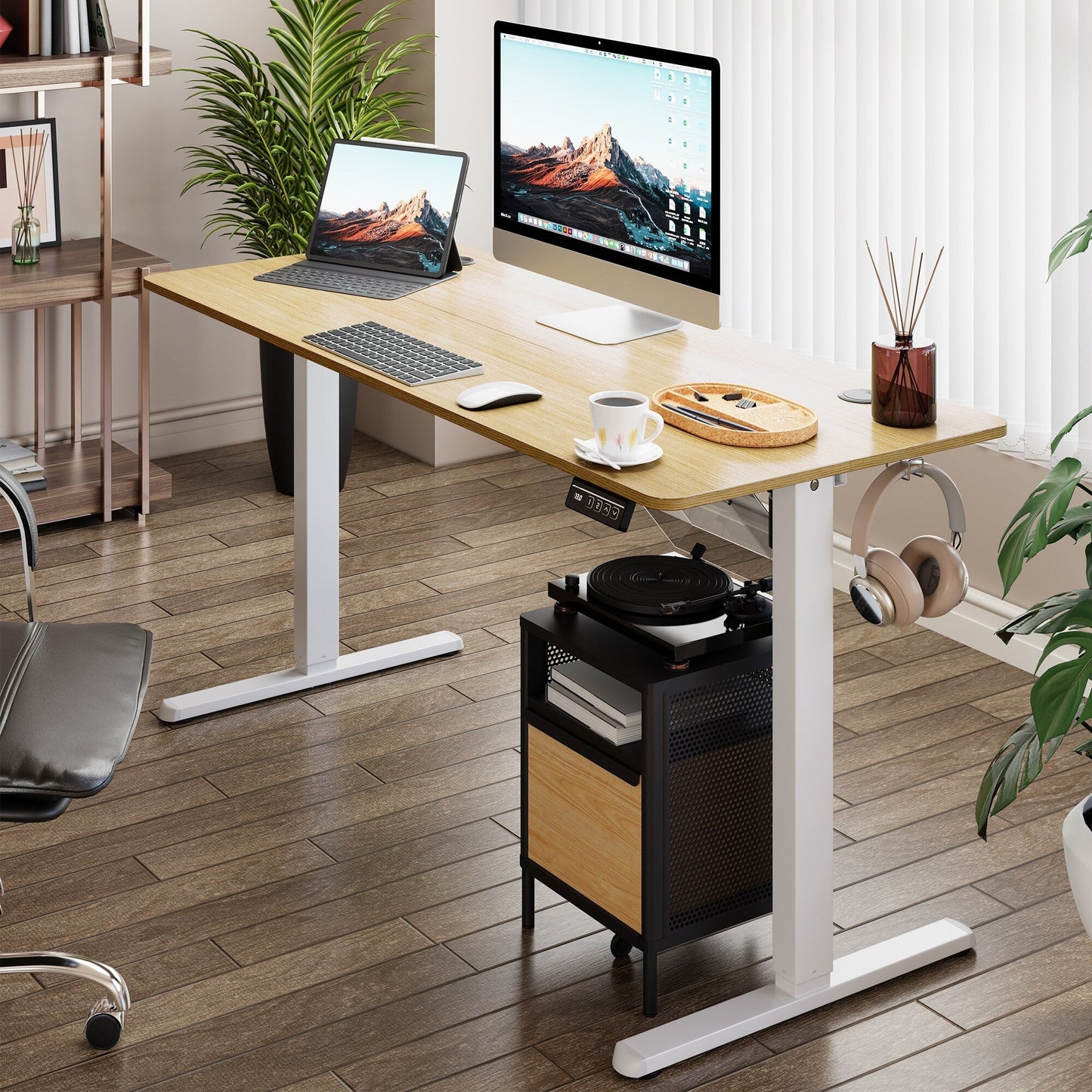 Bureau debout électrique à hauteur réglable Futzca, bureau informatique avec plateau de travail assemblé.