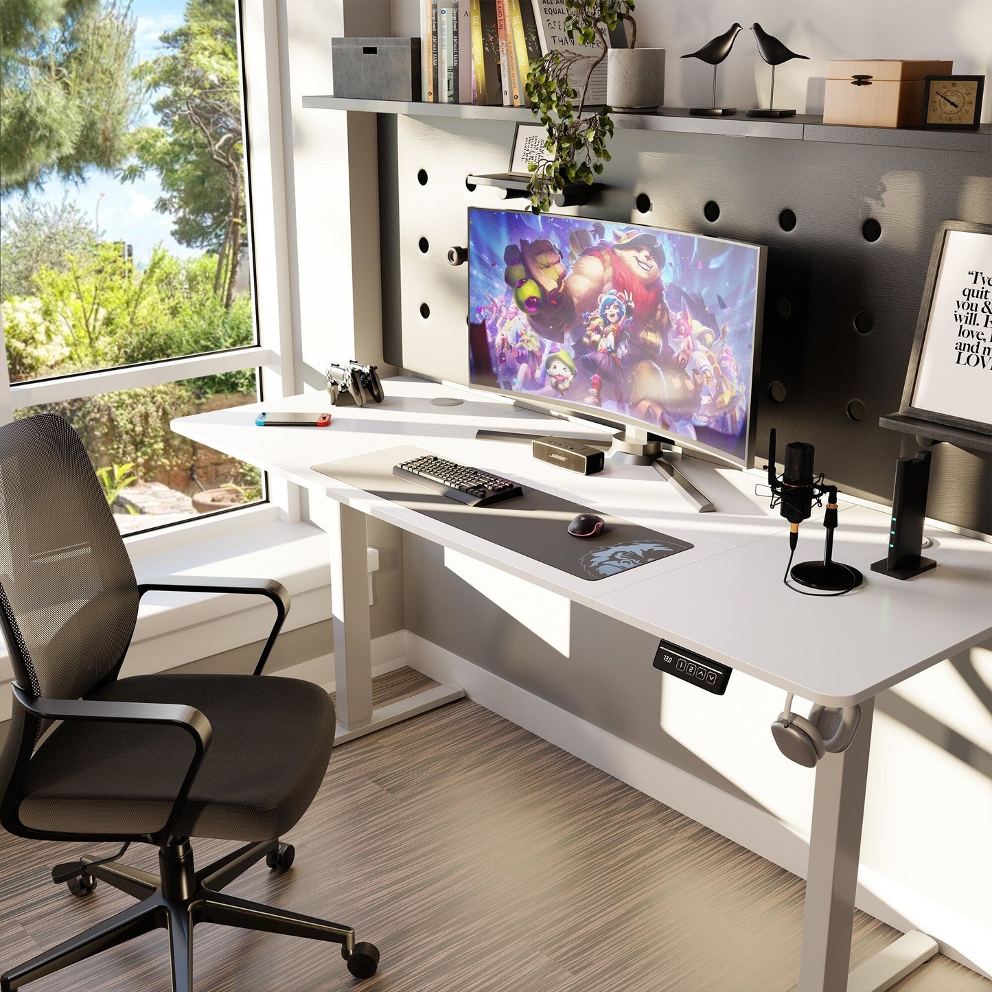 Bureau debout électrique à hauteur réglable Futzca, bureau informatique avec plateau de travail assemblé.