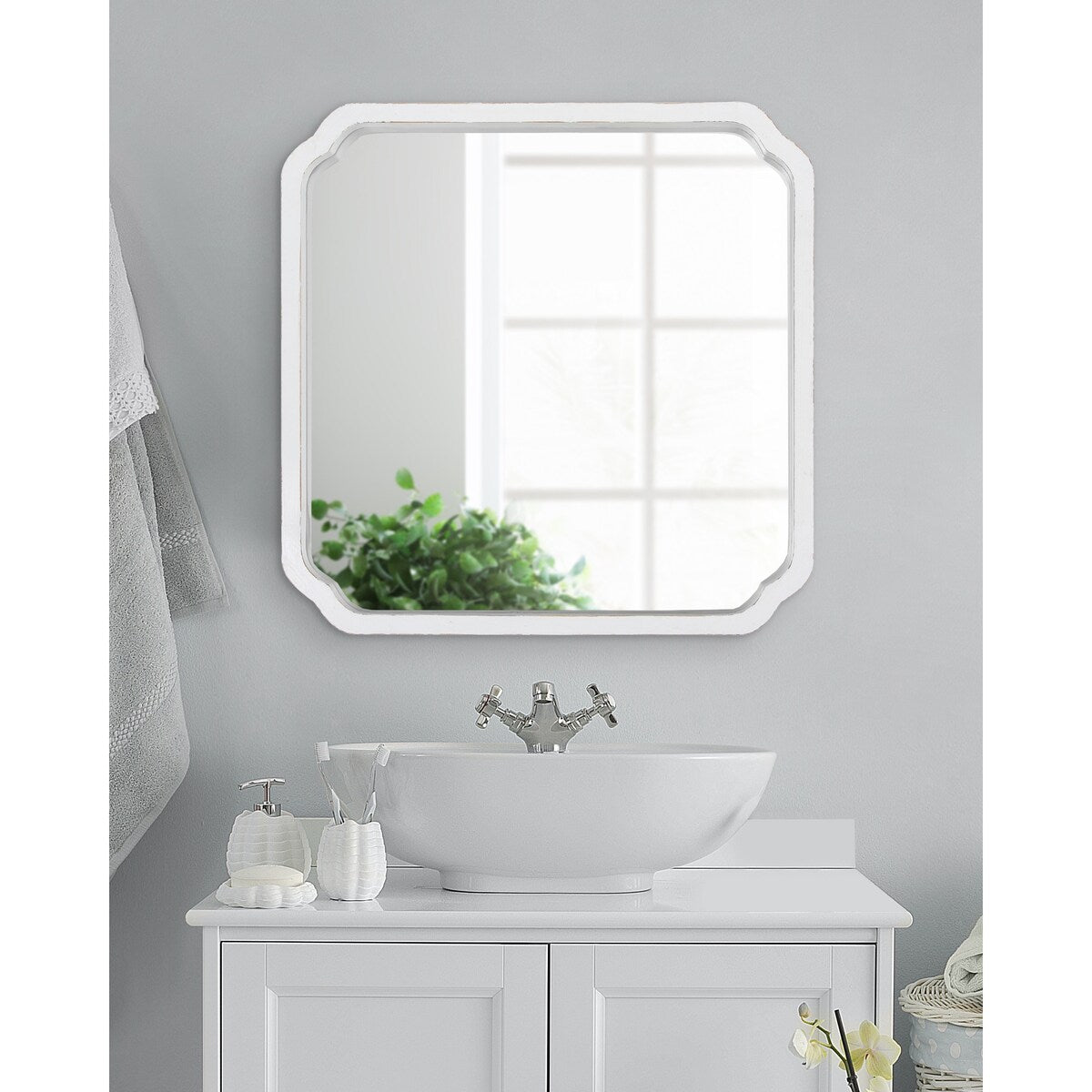 Kate and Laurel Marston Miroir mural carré en bois
