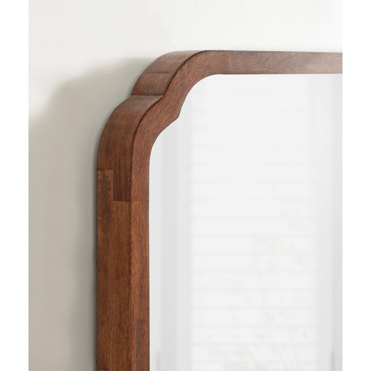 Kate and Laurel Marston Miroir mural carré en bois