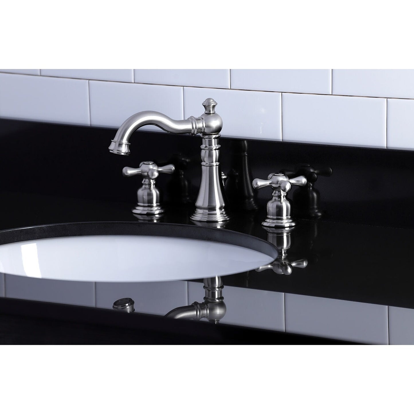Robinet de salle de bain à large espacement de 8 pouces, modèle American Classic