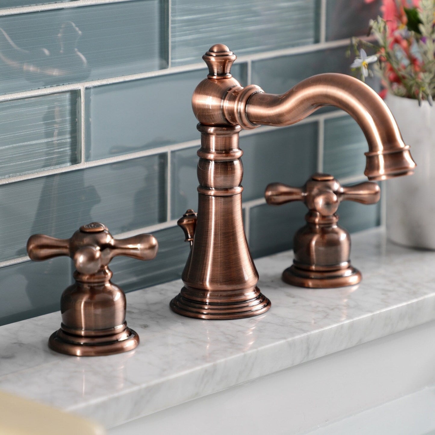 Robinet de salle de bain à large espacement de 8 pouces, modèle American Classic
