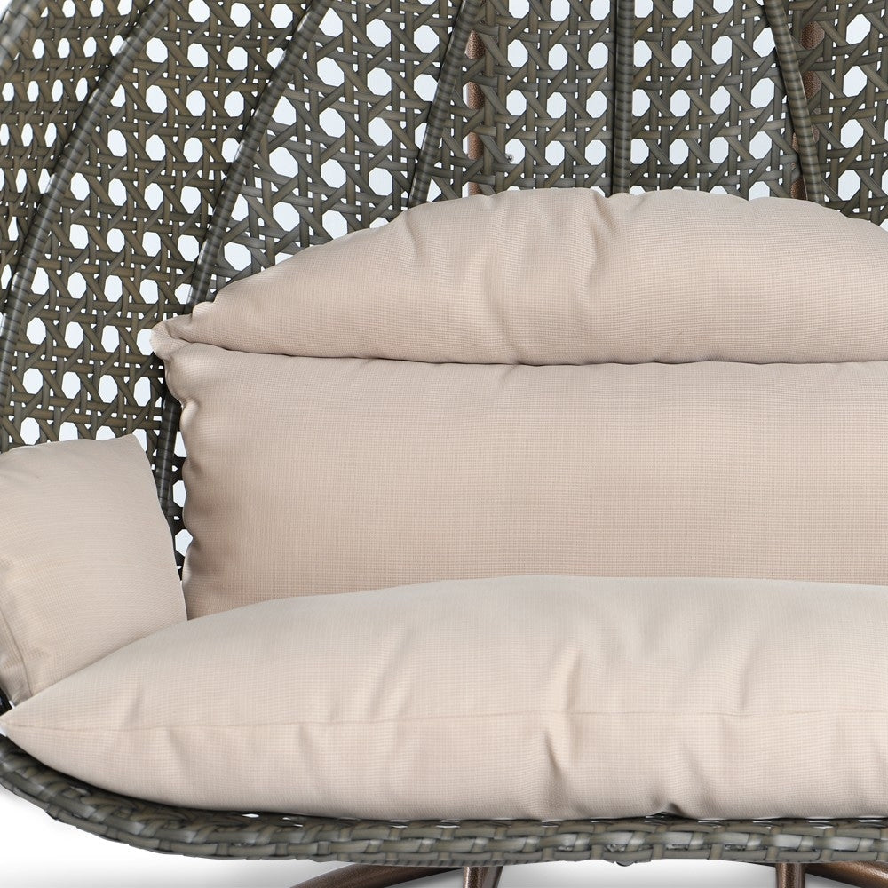 LeisureMod Chaise suspendue en forme d'œuf pour 2 personnes avec support - Hamac balançoire en rotin tressé pour intérieur/extérieur avec coussins