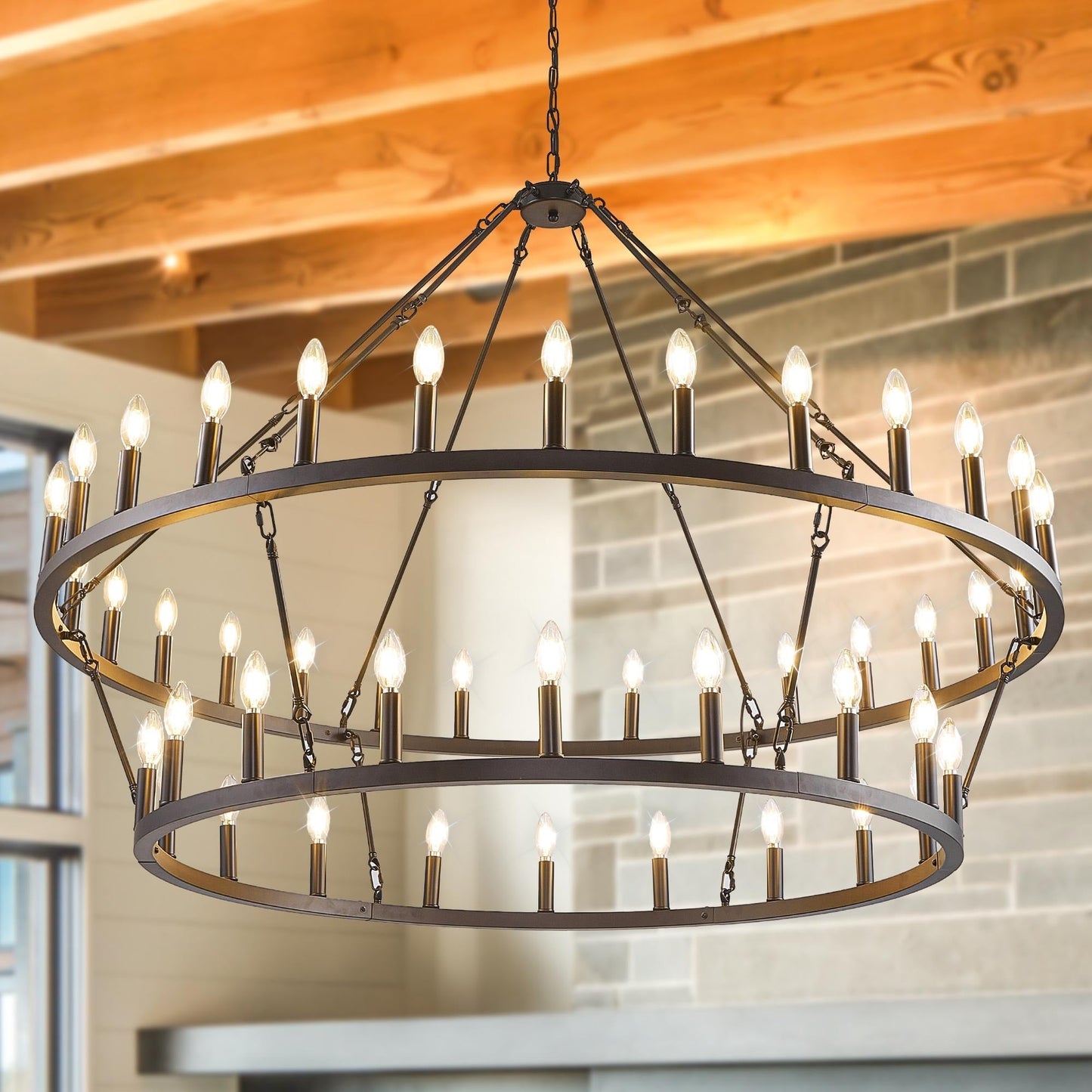 Luminaire moderne de style farmhouse, lustre à 2 niveaux en forme de roue de charrette, grand luminaire pour plafond haut.