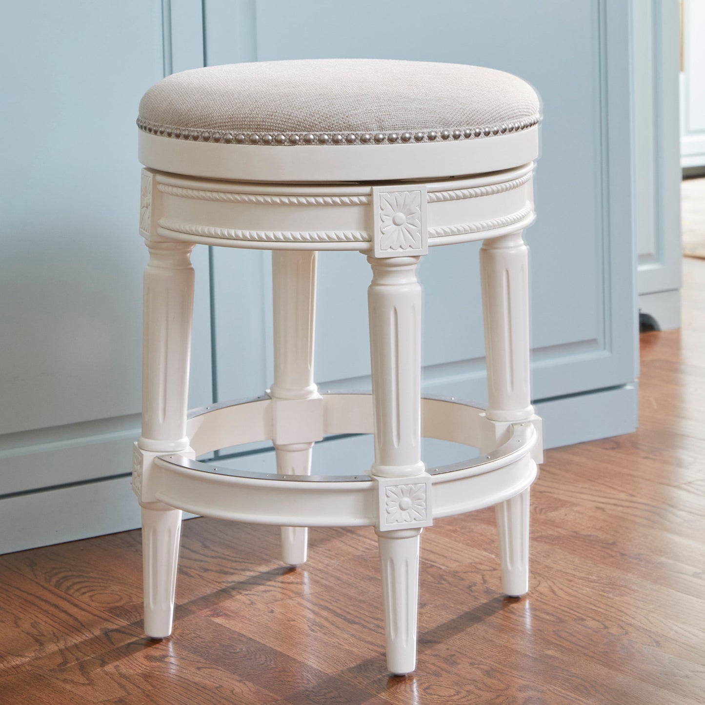 Tabouret de bar pivotant sans dossier Chapman de New Ridge Home Goods, hauteur de comptoir de 26 pouces - Hauteur de comptoir
