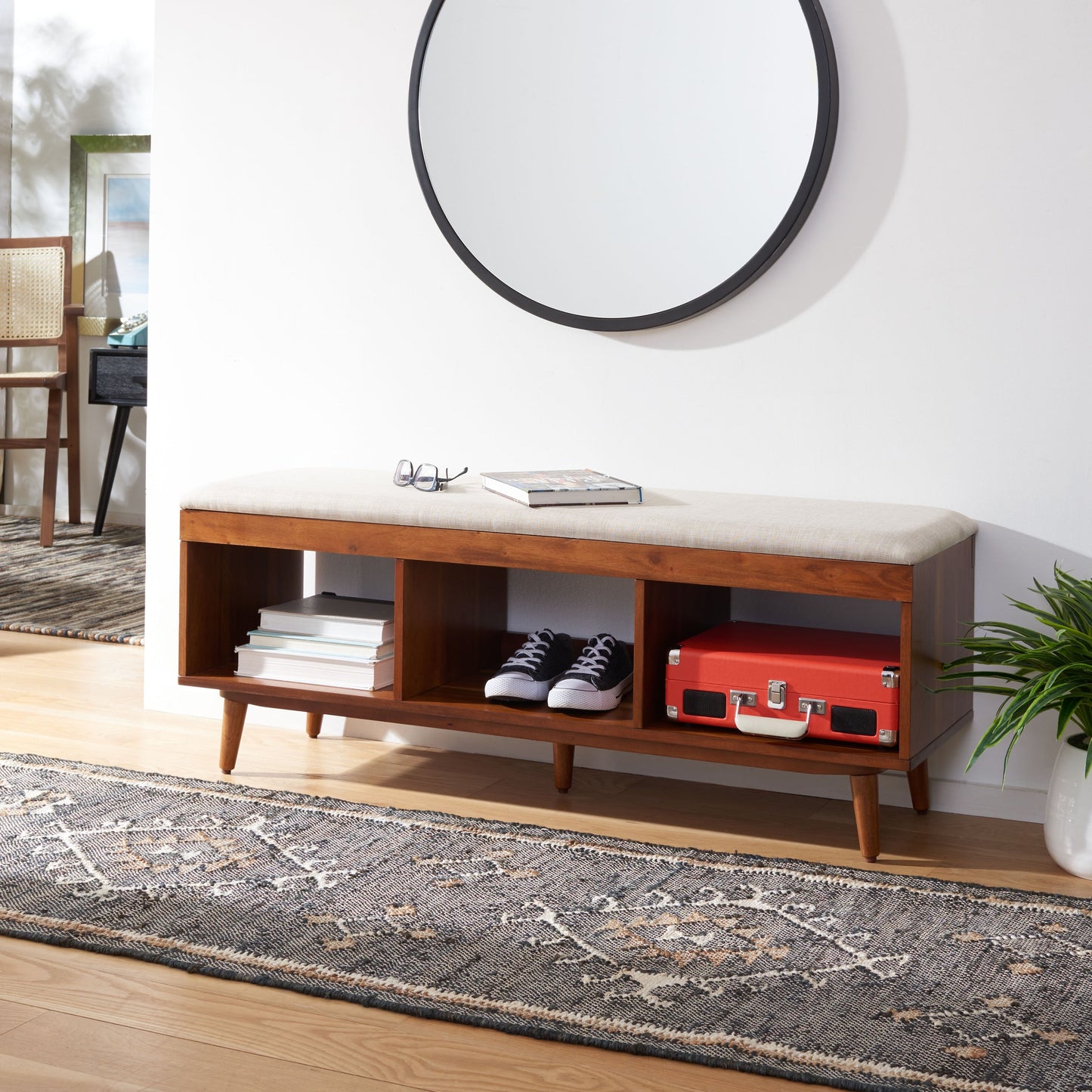 SAFAVIEH Margarita, banc de rangement à étagères ouvertes style moderne du milieu du siècle avec coussin - 122 x 35 x 46 cm (LxlxH)