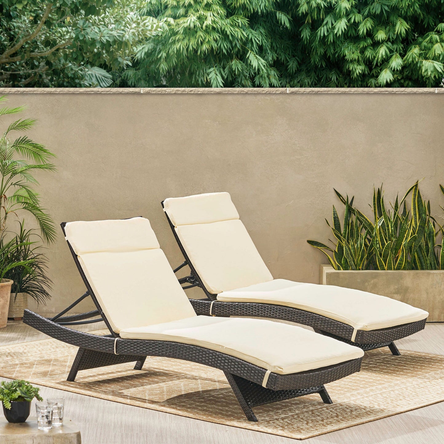 Ensemble de coussins d'extérieur Salem pour chaise longue - Coussins uniquement (lot de 2) par Christopher Knight Home - 79,25L x 27,50l x 1,50h