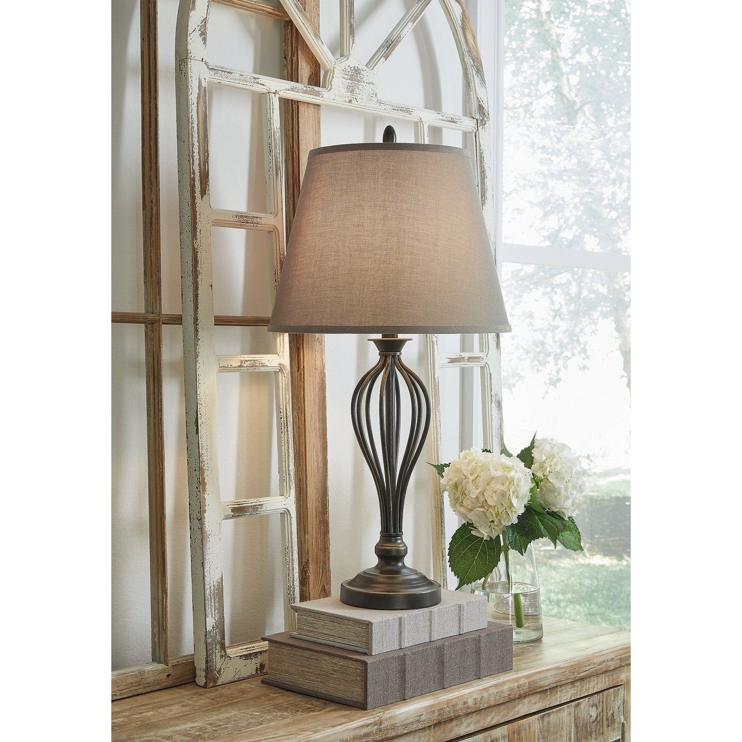 Lampe de table Ornawell en bronze antique de Signature Design by Ashley (lot de 2) - 15L x 15P x 29H
