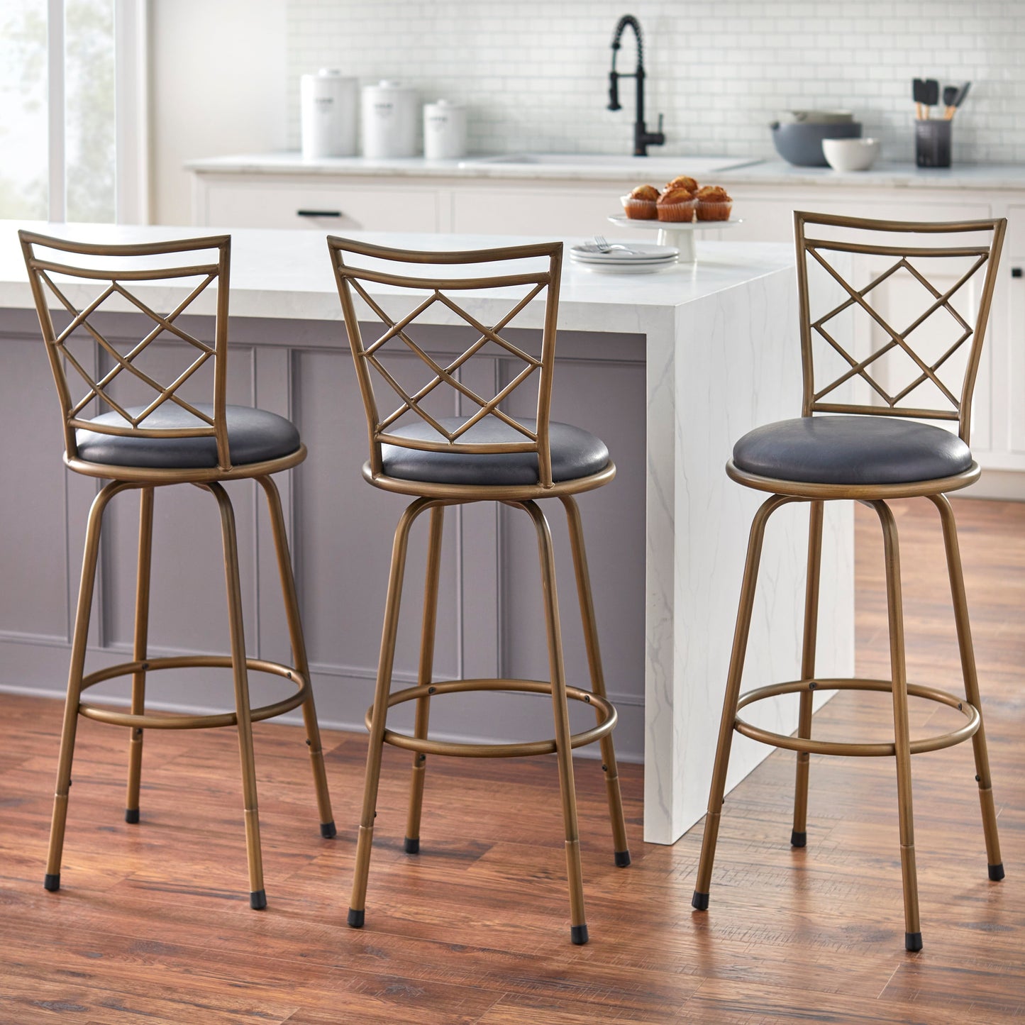 Tabourets pivotants à hauteur réglable Alyssa de Simple Living (lot de 3)