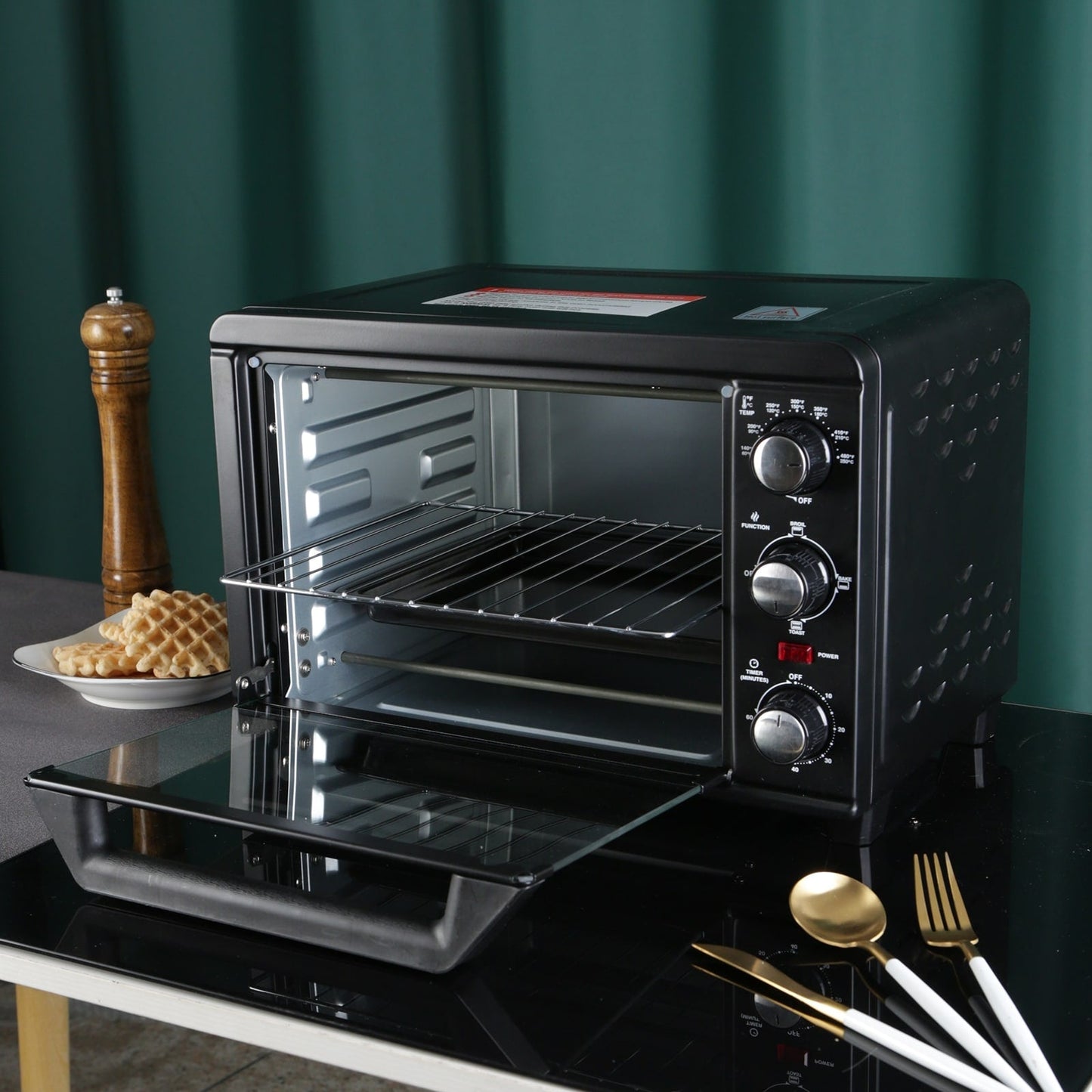 Four à griller simple avec capacité de 20 litres, four à griller compact pour comptoir, facile à contrôler avec minuterie et réglages pour griller, cuire et faire des toasts.