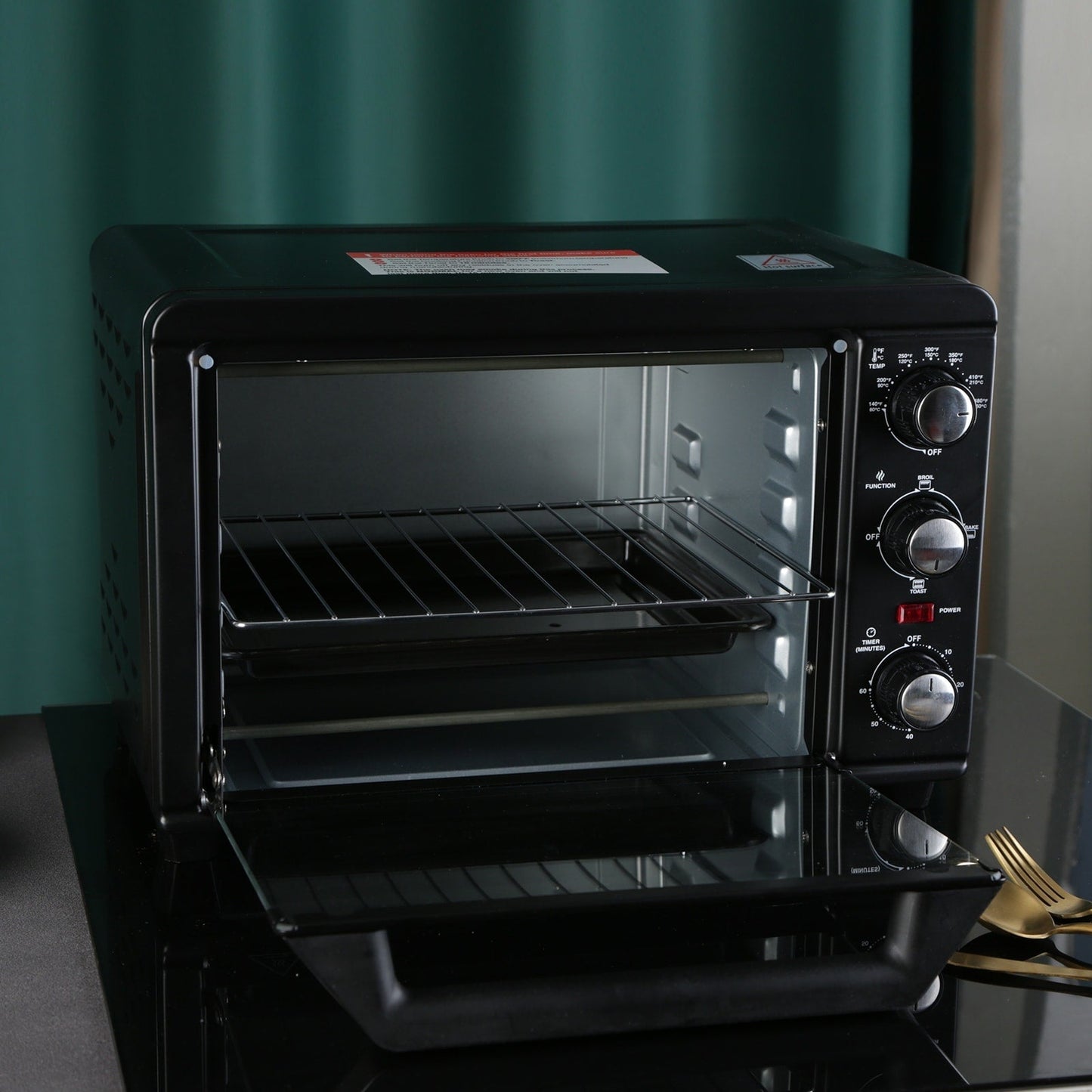 Four à griller simple avec capacité de 20 litres, four à griller compact pour comptoir, facile à contrôler avec minuterie et réglages pour griller, cuire et faire des toasts.
