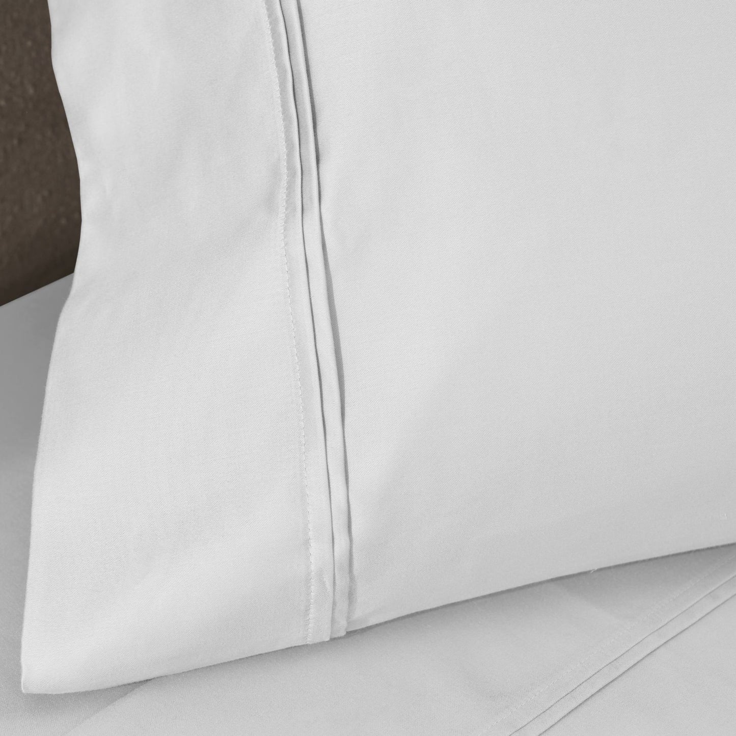 Jeu de draps uni en coton égyptien supérieur, 1200 fils, respectueux de l'environnement.