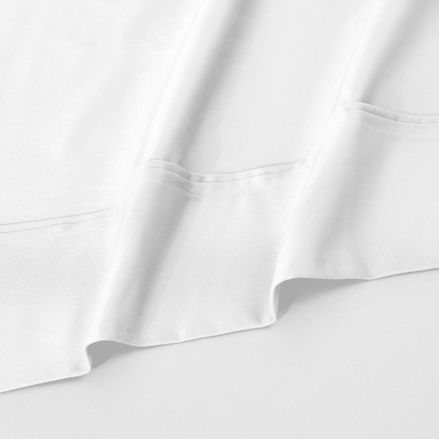 Jeu de draps uni en coton égyptien supérieur, 1200 fils, respectueux de l'environnement.