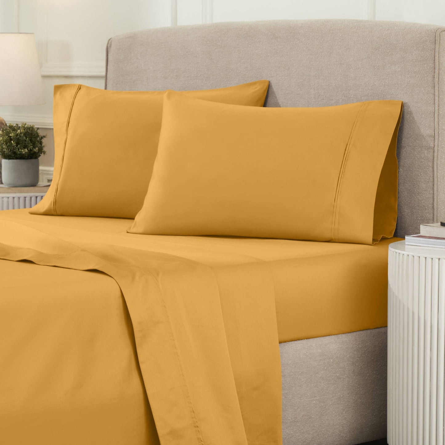 Jeu de draps uni en coton égyptien supérieur, 1200 fils, respectueux de l'environnement.