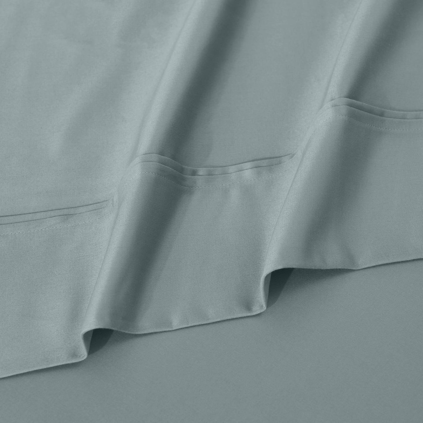 Jeu de draps uni en coton égyptien supérieur, 1200 fils, respectueux de l'environnement.