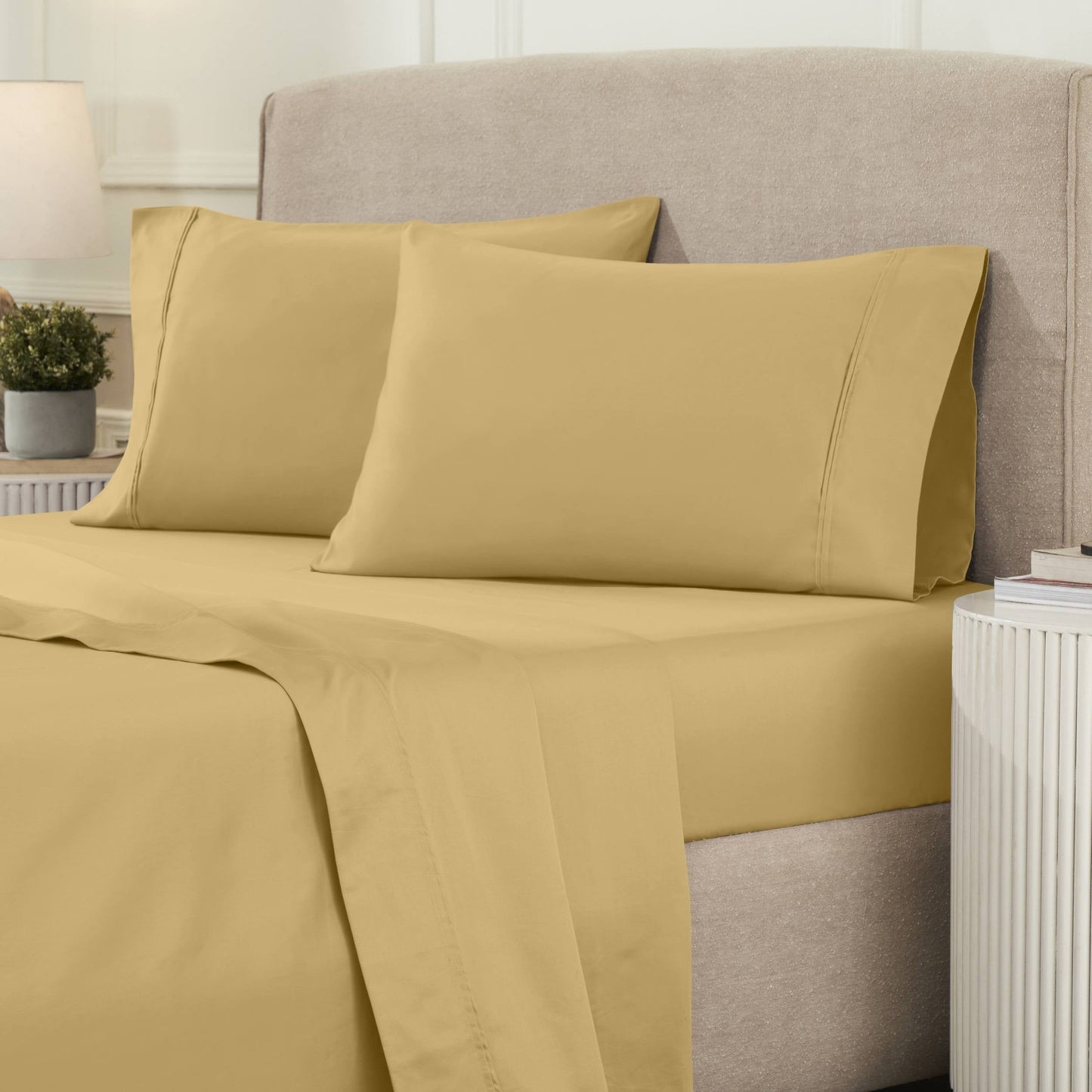 Jeu de draps uni en coton égyptien supérieur, 1200 fils, respectueux de l'environnement.