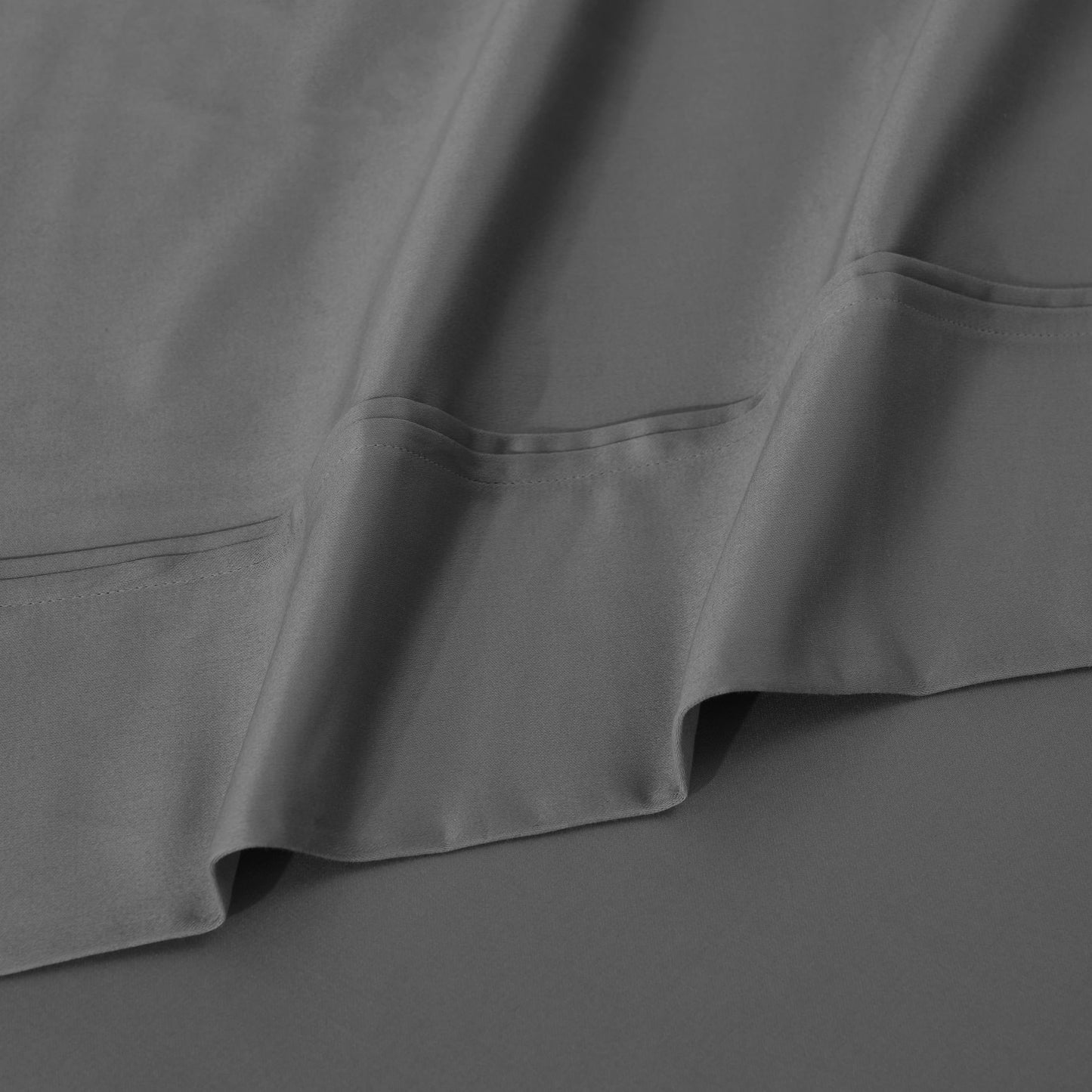 Jeu de draps uni en coton égyptien supérieur, 1200 fils, respectueux de l'environnement.