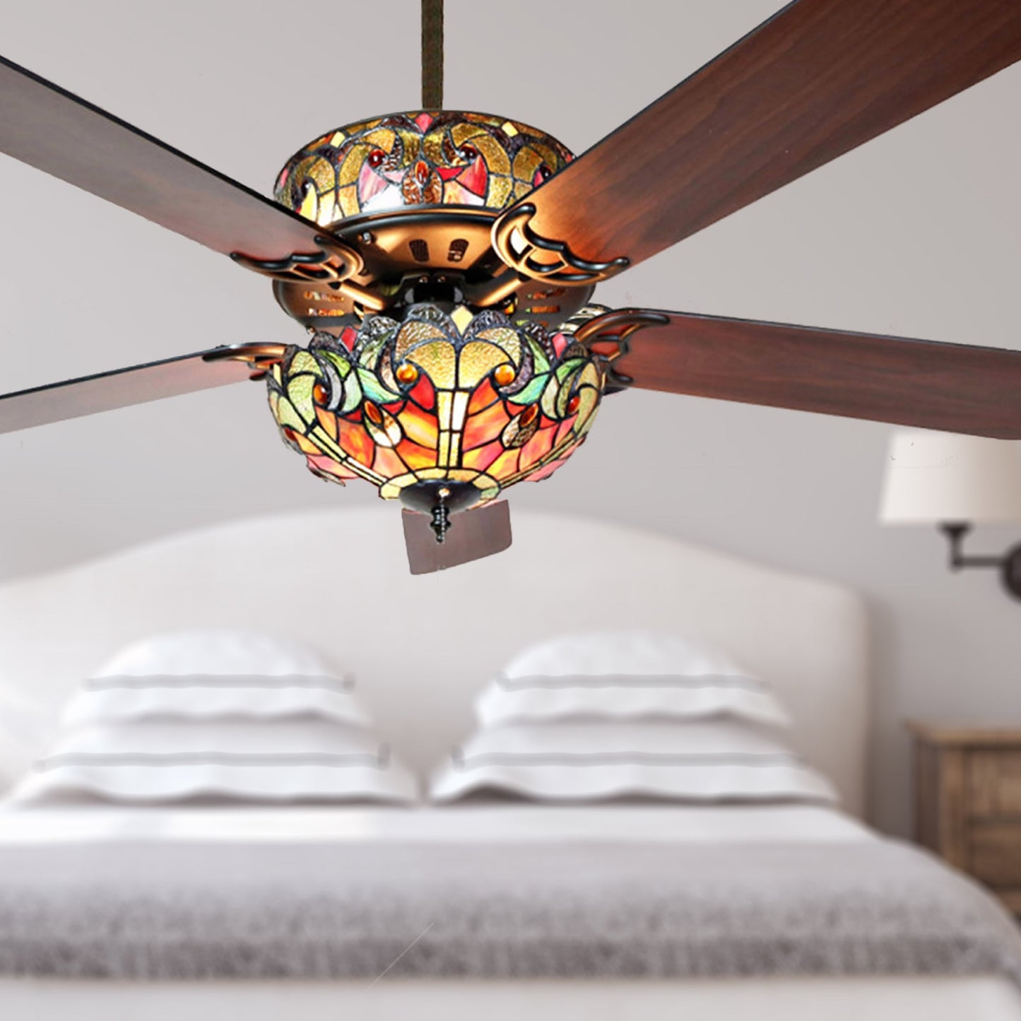 Ventilateur de plafond Halston en verre dépoli style Tiffany - Spice - 52L x 52W x 19H - 52L x 52W x 19H