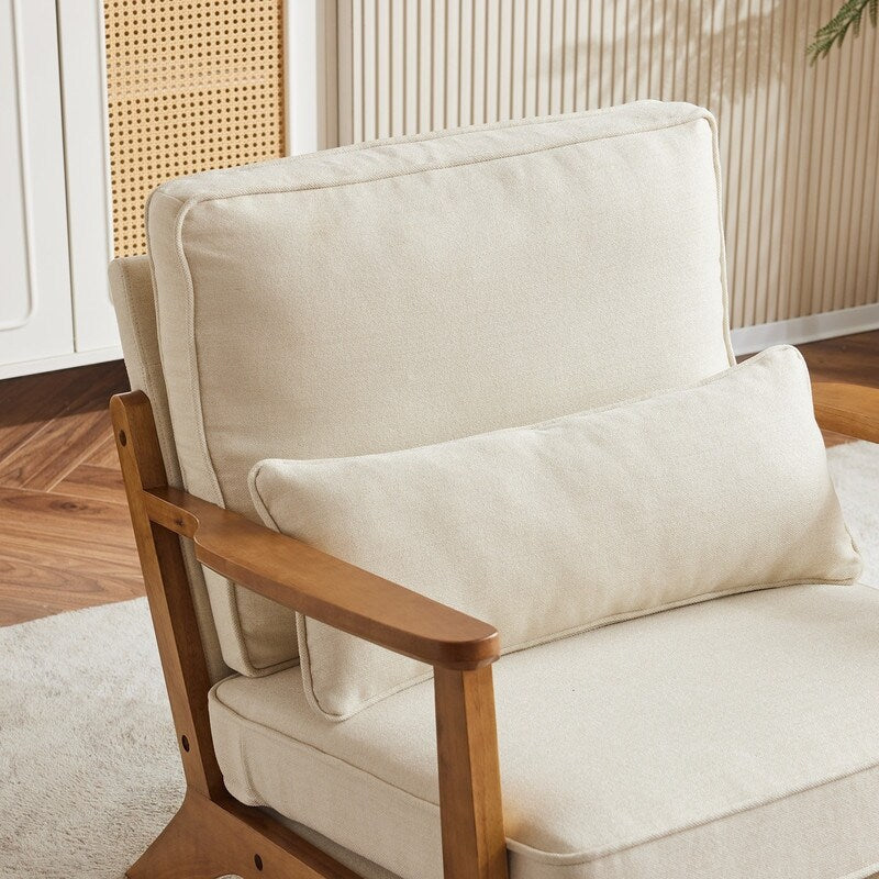 Fauteuil d'appoint en lin mélangé avec pieds en bois et un coussin beige.
