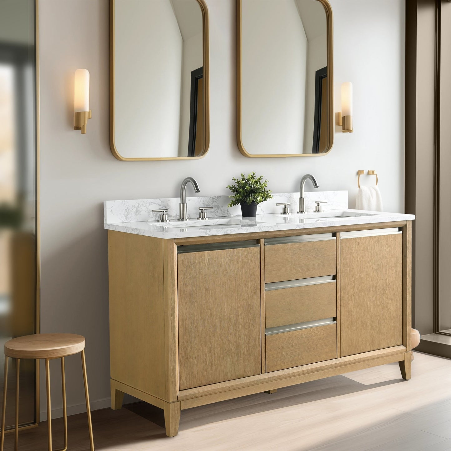 Meuble-lavabo Art pour salle de bain avec lavabo en céramique et plan de travail en marbre composite.
