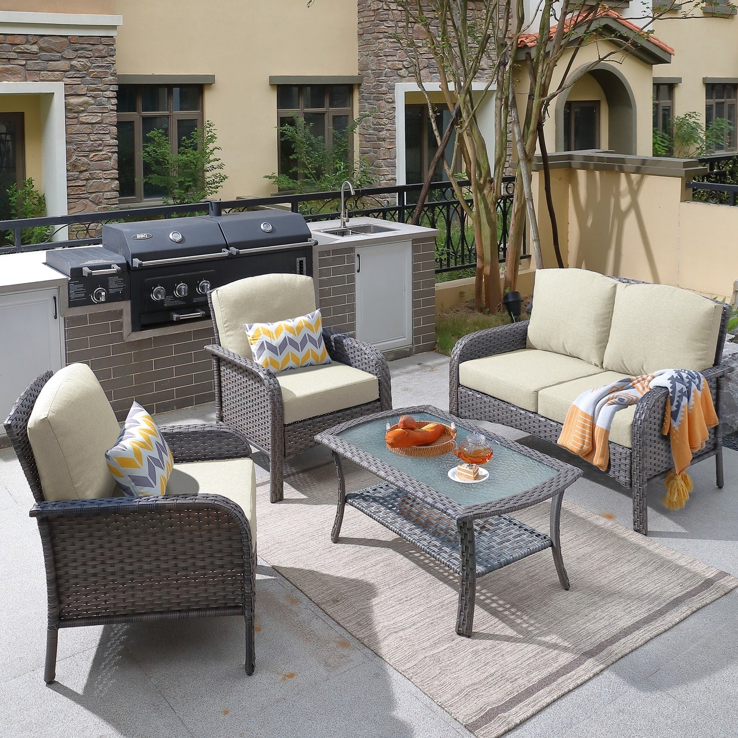 Ensemble de meubles de jardin d'extérieur XIZZI 4 pièces pour conversation avec table