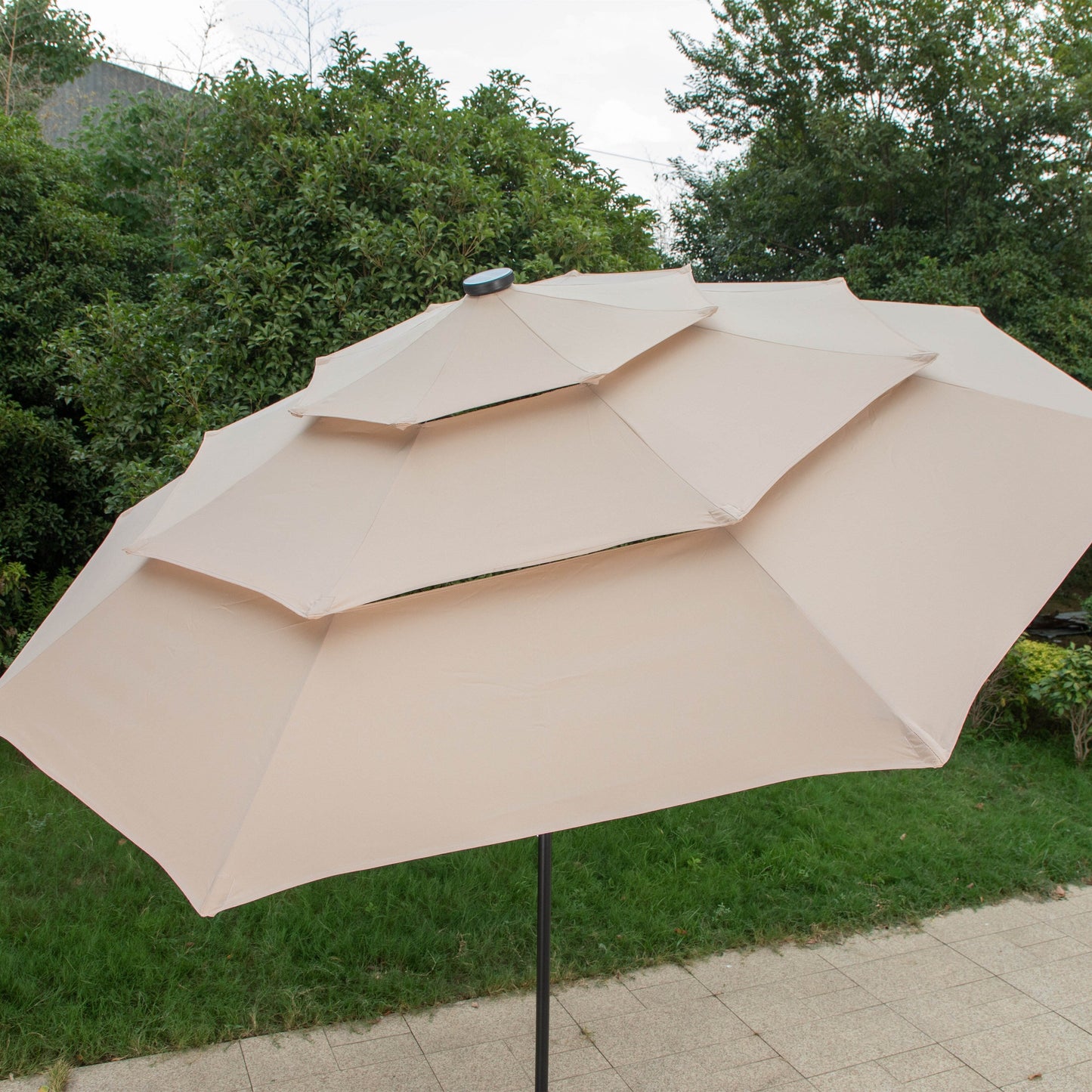 MAISON ARTS Parasol de terrasse extérieur à 3 niveaux, inclinable automatiquement, de 3 mètres, à double ventilation, avec lumières LED.