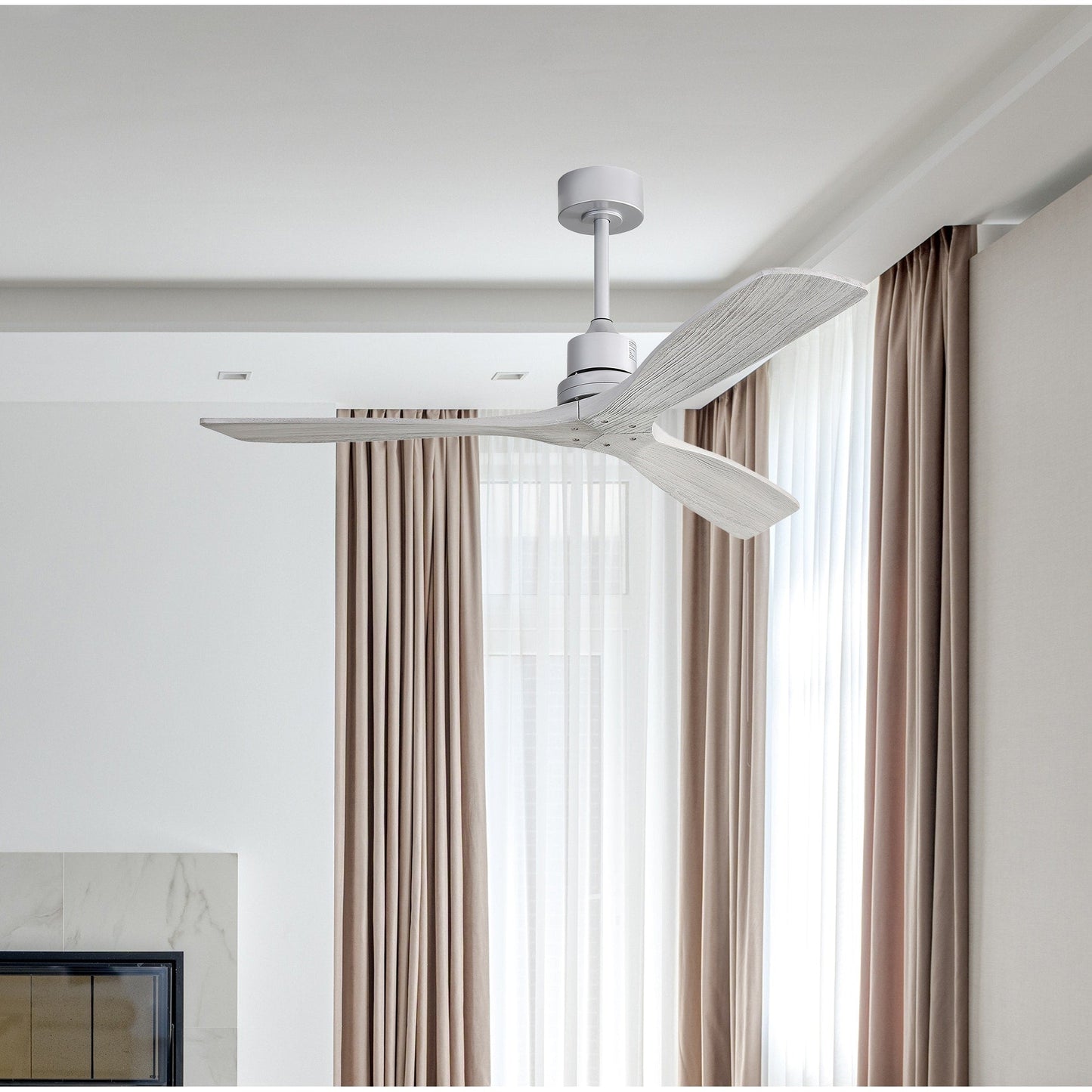 Ventilateur de plafond moderne de 52 pouces en bois massif/ABS avec télécommande (sans éclairage), 6 vitesses de ventilation, flux d'air réversible.