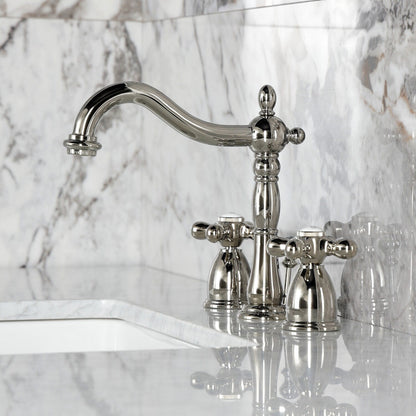 Robinet de salle de bain à large espacement Heritage de 8 po