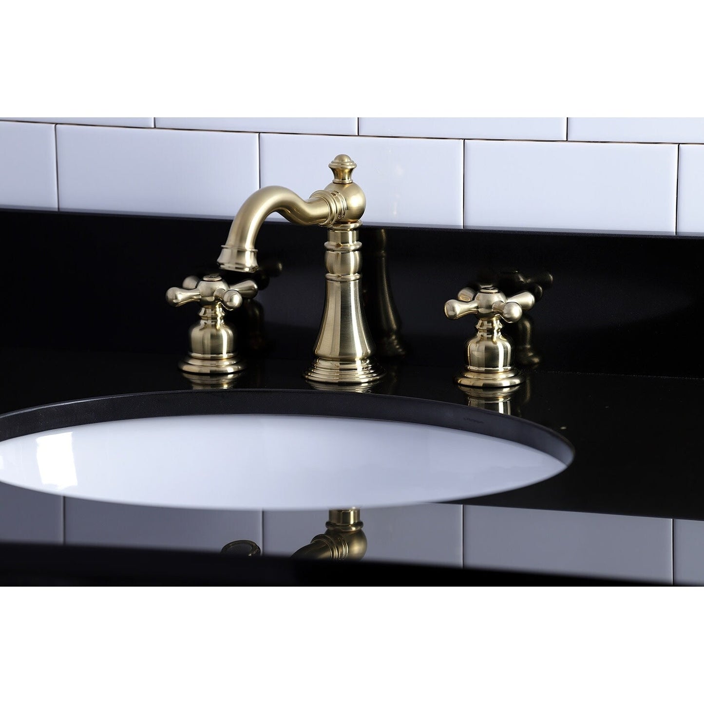 Robinet de salle de bain à large espacement de 8 pouces, modèle American Classic