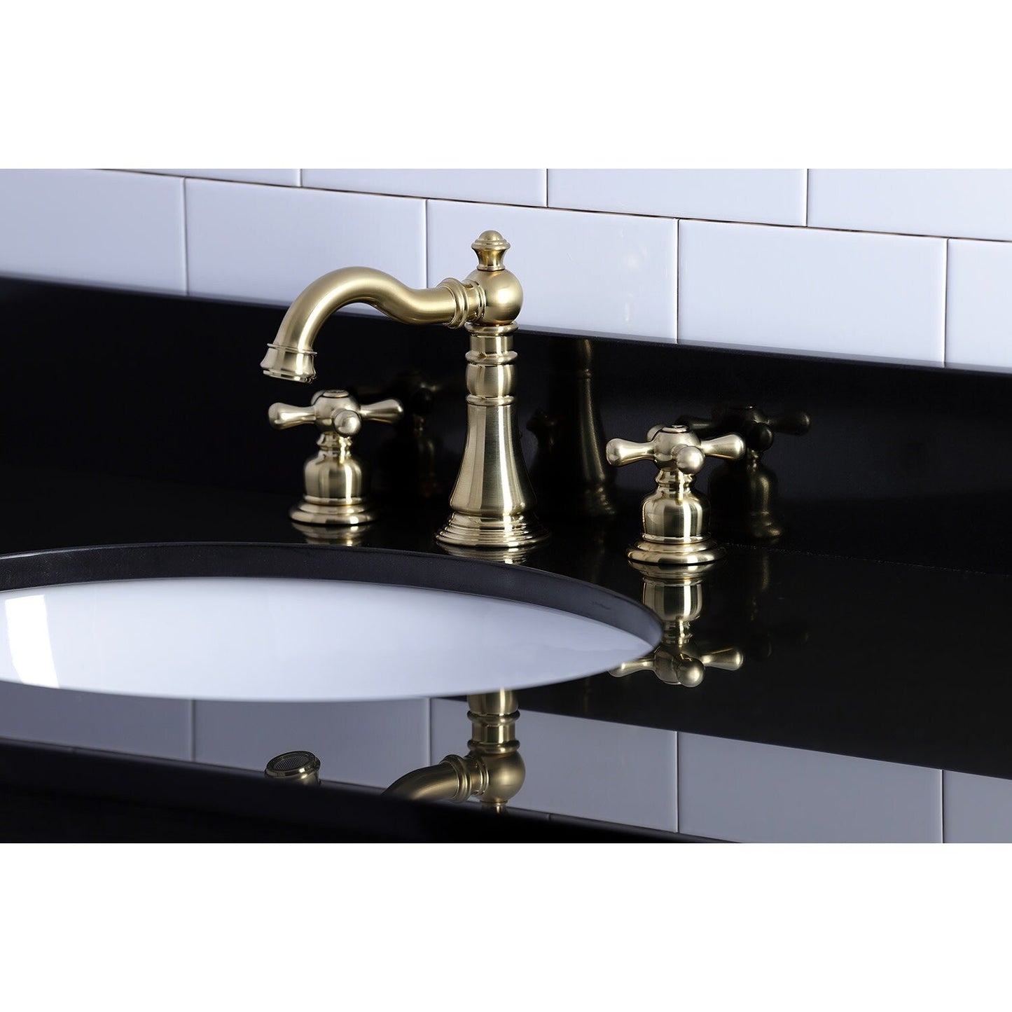 Robinet de salle de bain à large espacement de 8 pouces, modèle American Classic