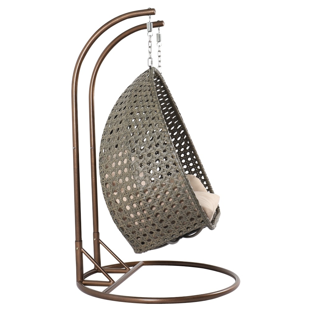 LeisureMod Chaise suspendue en forme d'œuf pour 2 personnes avec support - Hamac balançoire en rotin tressé pour intérieur/extérieur avec coussins