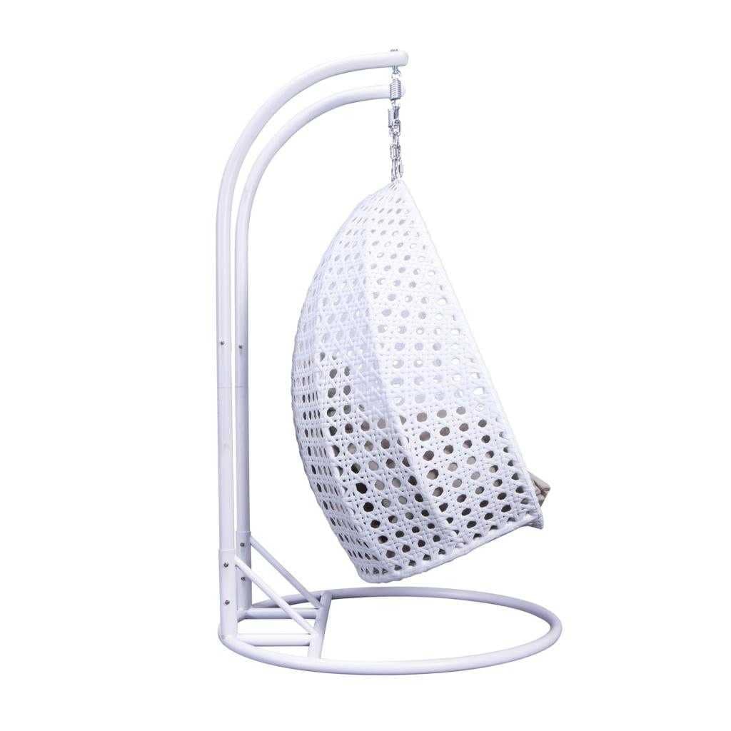 LeisureMod Chaise suspendue en forme d'œuf pour 2 personnes avec support - Hamac balançoire en rotin tressé pour intérieur/extérieur avec coussins