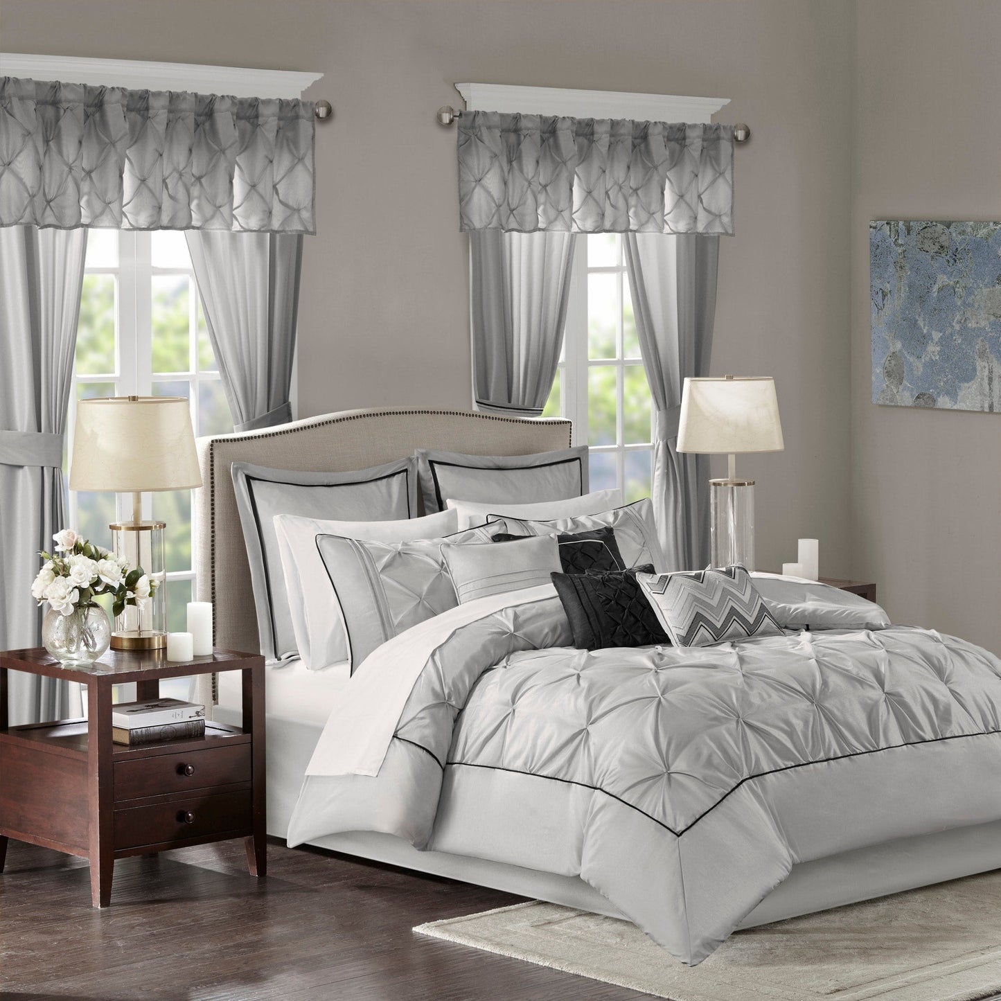 Madison Park Essentials Loretta, ensemble de 24 pièces pour chambre à coucher avec panneaux de fenêtre et ensemble de draps