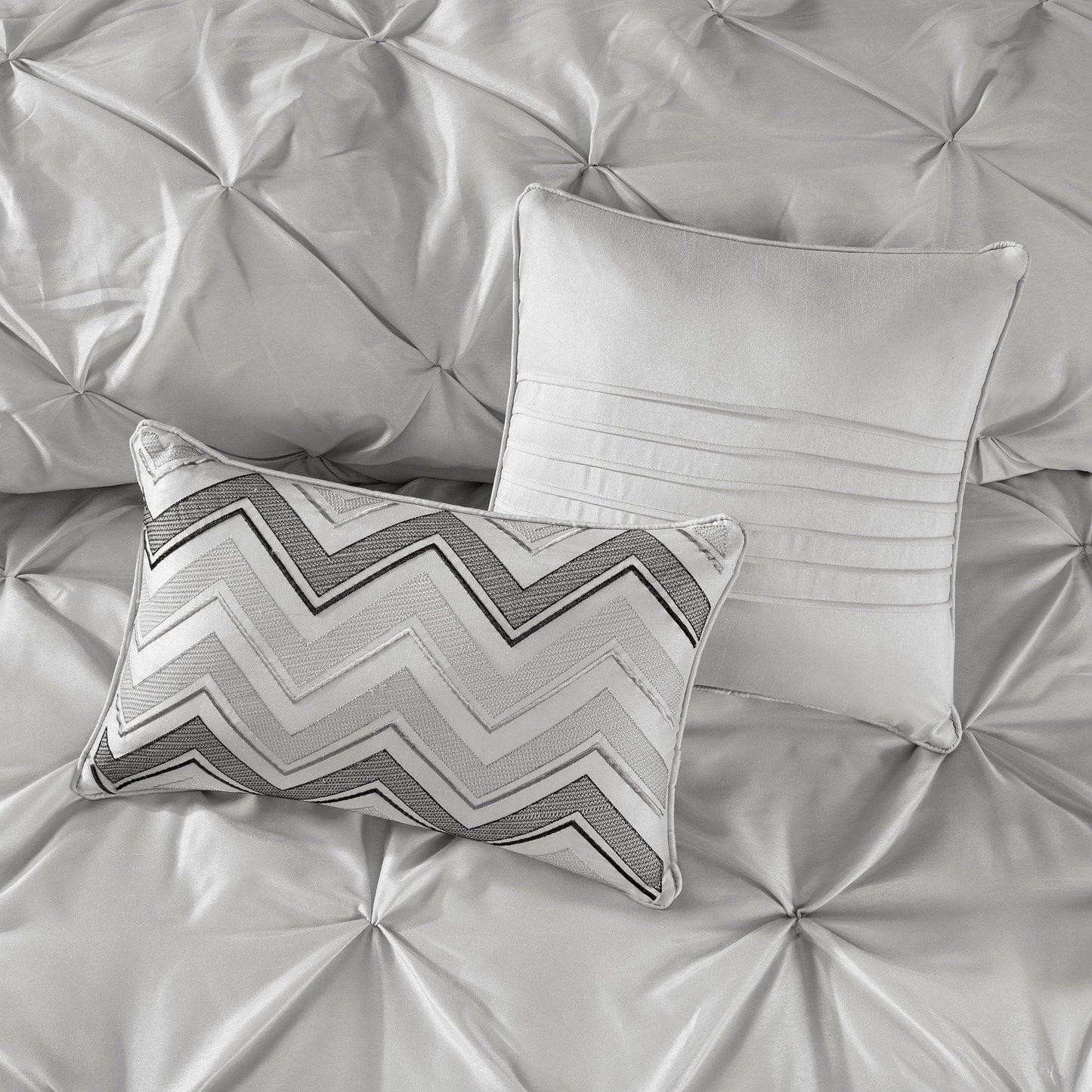 Madison Park Essentials Loretta, ensemble de 24 pièces pour chambre à coucher avec panneaux de fenêtre et ensemble de draps