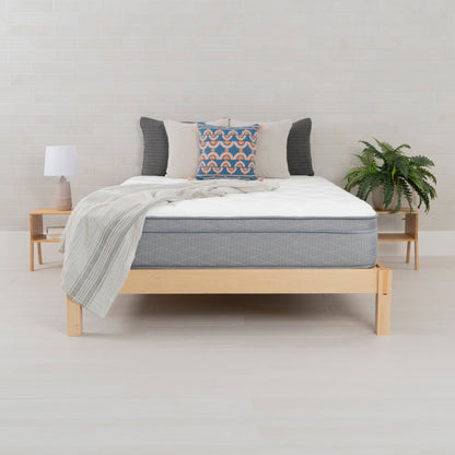 Matelas NuForm 11 à revêtement supérieur moelleux moyen