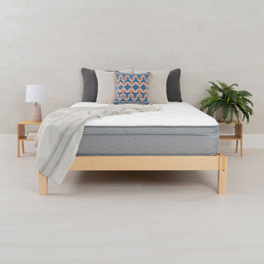 Matelas NuForm 11 à revêtement supérieur moelleux moyen