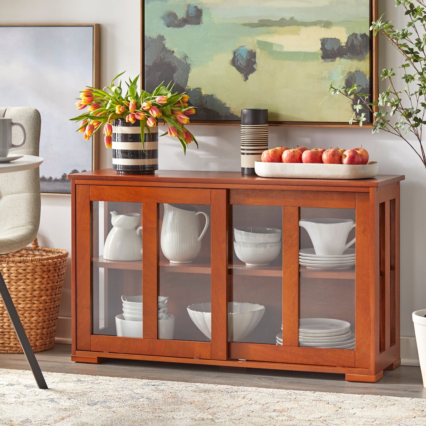 Buffet à vaisselle empilable avec portes coulissantes en verre Jefferson de Porch &amp; Den