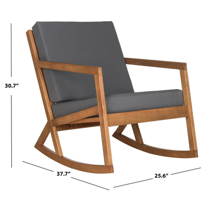 Chaise à bascule d'extérieur Makaila de SAFAVIEH avec coussin - 66L x 79P x 97H (cm)