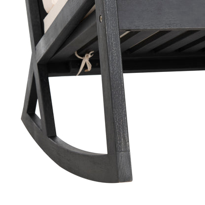 Chaise à bascule d'extérieur Makaila de SAFAVIEH avec coussin - 66L x 79P x 97H (cm)