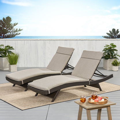 Ensemble de coussins d'extérieur Salem pour chaise longue - Coussins uniquement (lot de 2) par Christopher Knight Home - 79,25L x 27,50l x 1,50h
