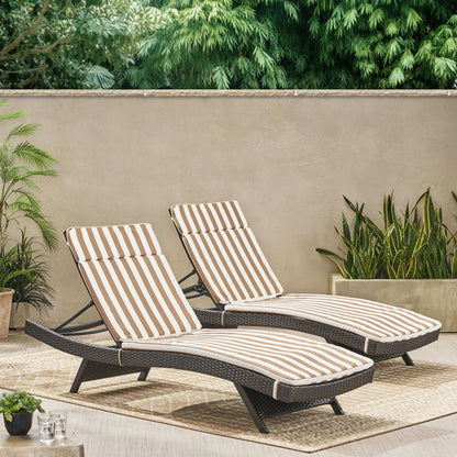 Ensemble de coussins d'extérieur Salem pour chaise longue - Coussins uniquement (lot de 2) par Christopher Knight Home - 79,25L x 27,50l x 1,50h