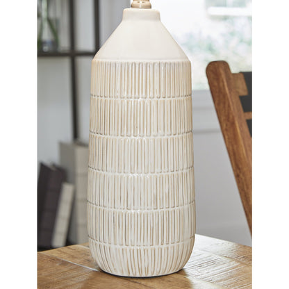 Lampe de table Willport blanc cassé de Signature Design by Ashley (lot de 2) - 14L x 14P x 27H