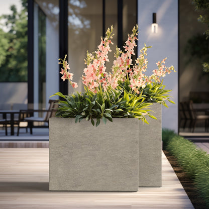 Grandes jardineries rectangulaires en béton / Grandes jardineries pour fleurs, pour intérieur et extérieur
